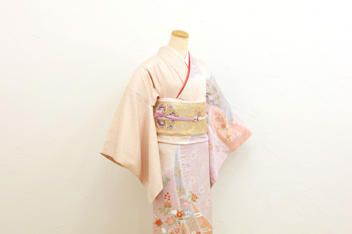 訪問着のレンタル始めました